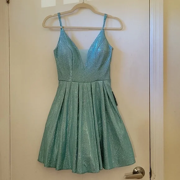 green emerald velvet dress Mikado Origami One Shoulder Mermaid Dress Missy / 0 / Jade